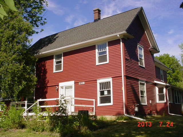 2328 Dean Lake Ave NE, Grand Rapids, MI 49505 