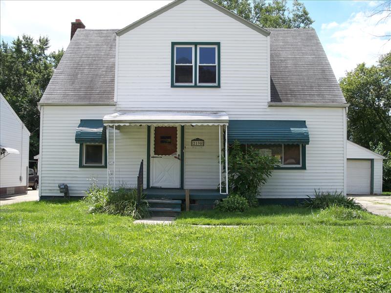 2190 Pearl Ave, Warren, MI 48091 