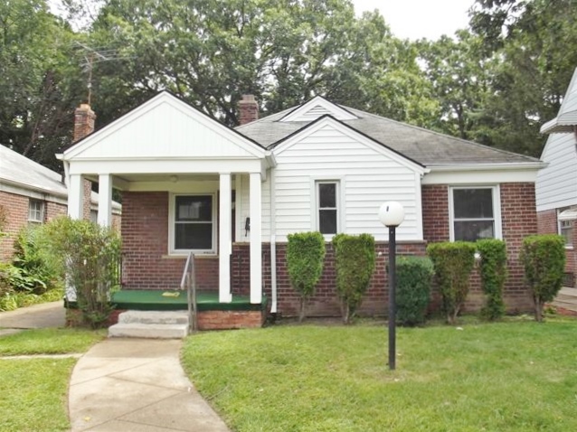 19324 Whitcomb St, Detroit, MI 48235 