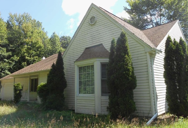4579 Hessen Road, Casco, MI 48064 