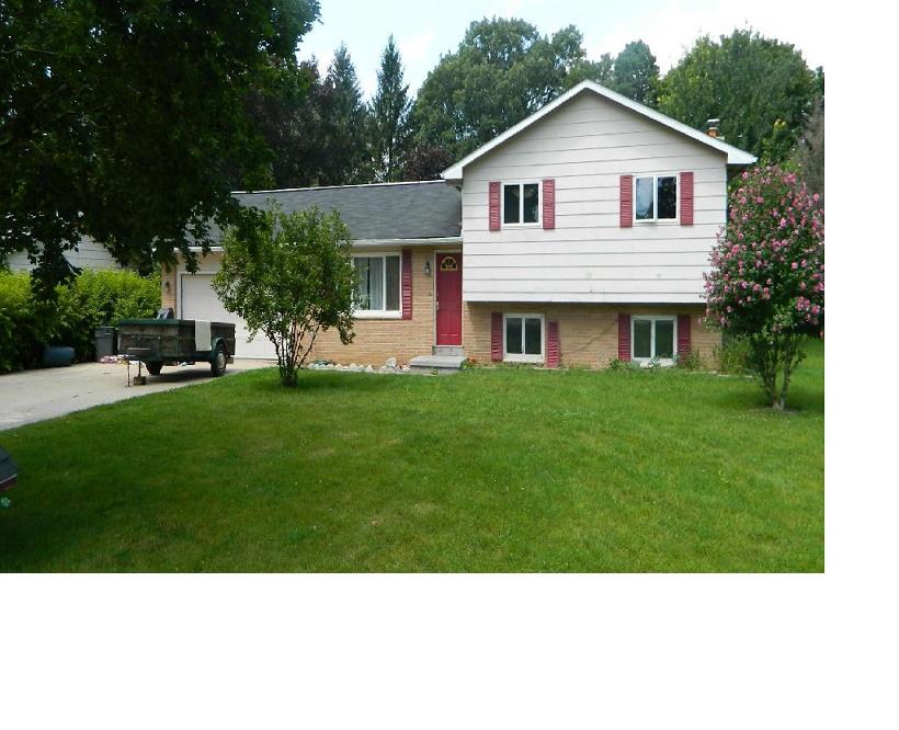 2108 Curtis Rd, Adrian, MI 49221 