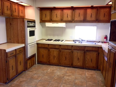2533 Bell Court, Wixom, MI 48393 