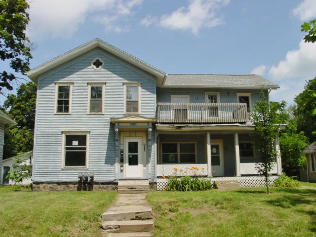 612 - 614 Oakhill Ave, Jackson, MI 49201 