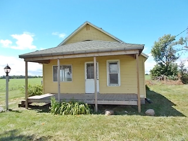 6393 Ringle Rd, Unionville, MI 48767 