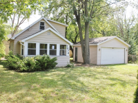 1076 Washington Dr, Flint, MI 48507 