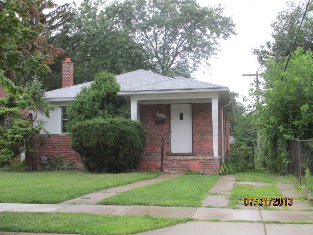 23631 Condon St, Oak Park, MI 48237 