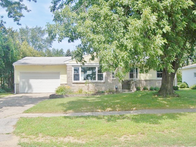 132 Paras Hill Dr, Hartford, MI 49057 