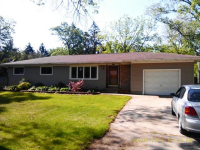 2411 Marcoux, Muskegon, MI 49442 