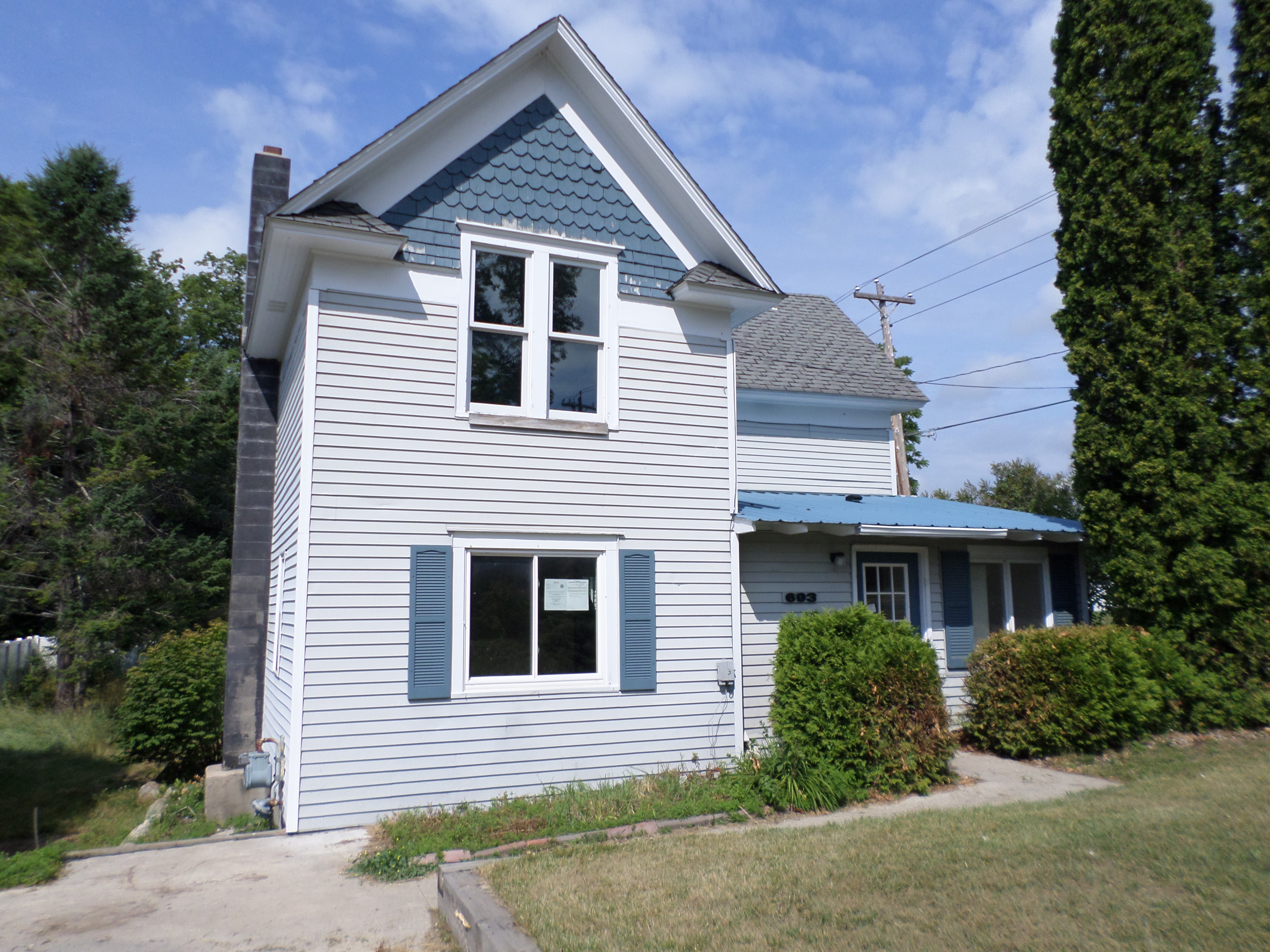 693 Ann St, Harbor Springs, MI 49740 