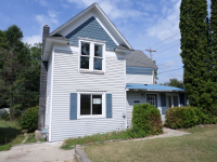 693 Ann St, Harbor Springs, MI 49740 