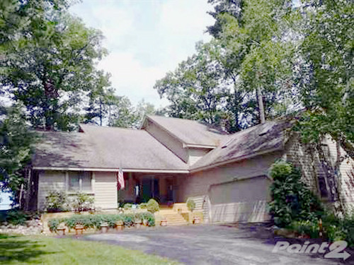 6752 W Harbor Drive, Elk Rapids, MI 49629 