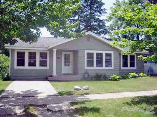 113 Ottawa, Elk Rapids, MI 49629 