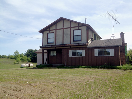 8074 E Long Lake Rd, Harrison, MI 48625 