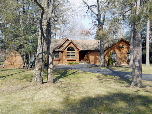 7217 Lakewood Dr., Oscoda, MI 48750 