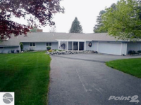9922 Morlen Drive, Rapid City, MI 49676 