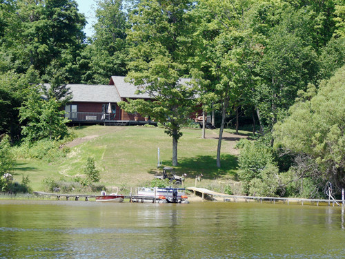 9115 SPRANG RD, Curtis, MI 49820 