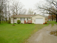 2070 S Clare Ave, Clare, MI 48617 