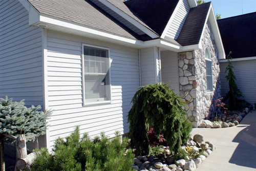 1890 WINIFRED Street, Cheboygan, MI 49721 