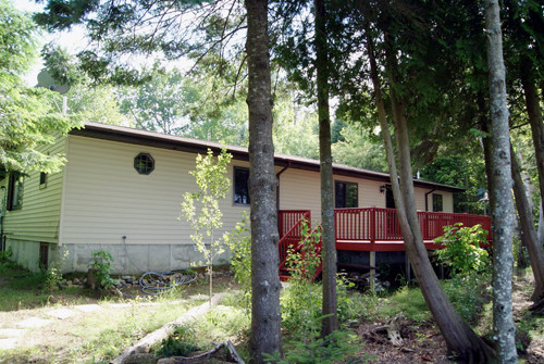 1176 Shore Drive, Cheboygan, MI 49721 