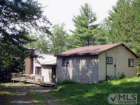 N4223 Powell Lake Rd, Munising, MI 49862 