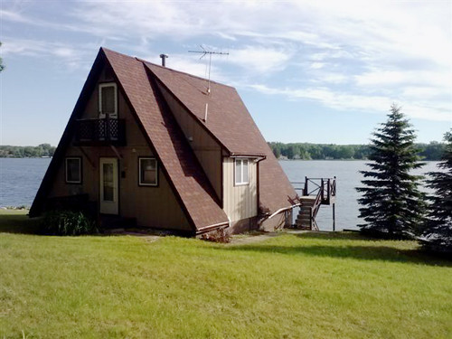2730 Cherry Grove, Harrison, MI 48625 