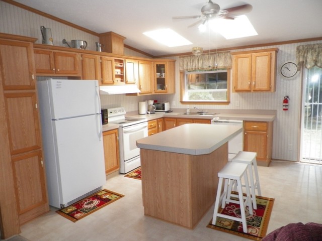 5717 Maple Ridge Rd, Sterling, MI 48659 