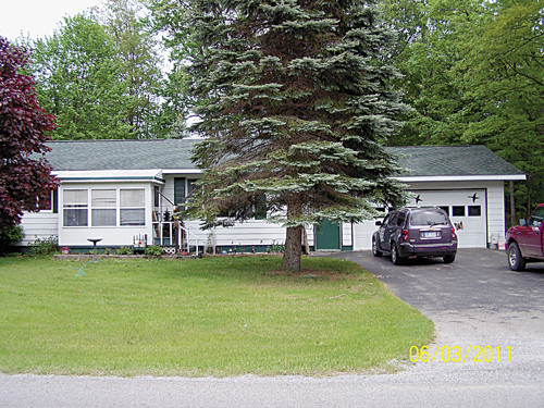 1176 Montana Rd, Barton City, MI 48705 