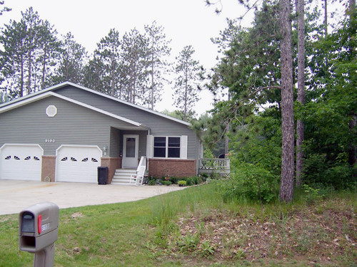9190 B Sockeye, Farwell, MI 48622 