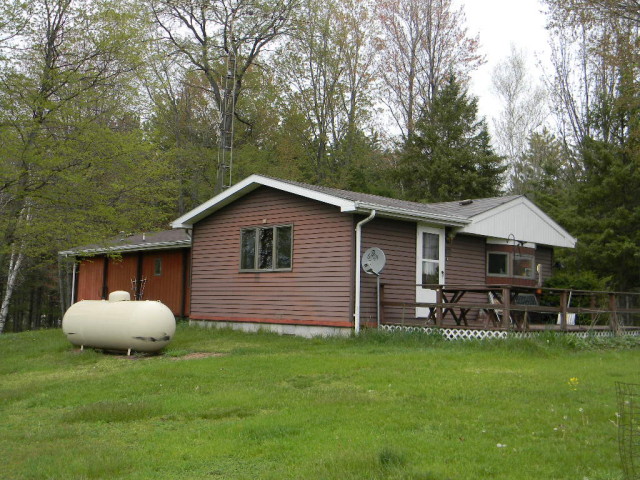 2350 E Sage Lk Rd, Lupton, MI 48635 