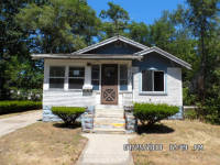 110 E Maplewood Ave, Muskegon Heights, MI 49444 