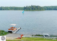 428 Island View Drive, Traverse City, MI 49696 