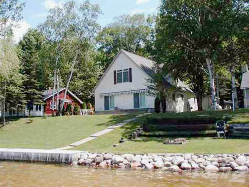 4601 E Shore Drive, Kalkaska, MI 49646 