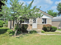 22809 Doremus St, Saint Clair Shores, MI 48080 