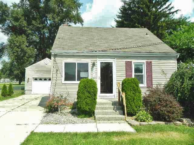 28212 Hanover Blvd, Westland, MI 48186 