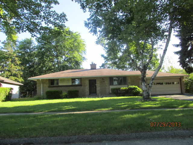 3898 Breaker St, Waterford, MI 48329 