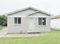 19734 Nicke St, Clinton Township, MI 48035 