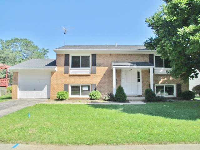 1693 Sheffield Dr, Ypsilanti, MI 48198 