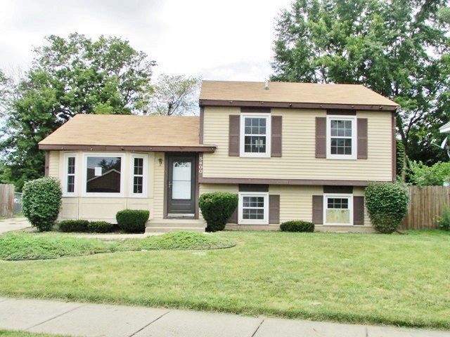 5800 Coulson Ct, Lansing, MI 48911 