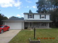 18266 Rainbow Dr, Lathrup Village, MI 48076 