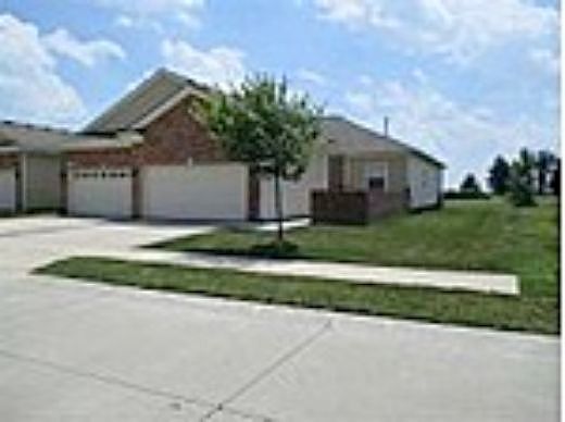 Camden Cir, New Baltimore, MI 48051 