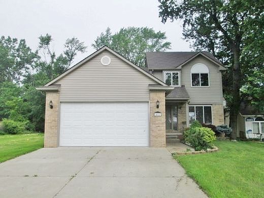 Jefferson, Harrison Township, MI 48045 