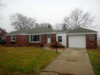 Woodside St, Harper Woods, MI 48225 
