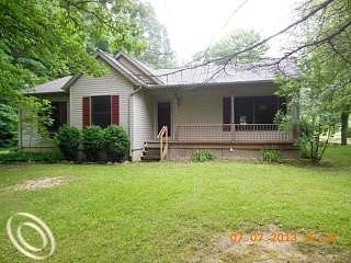 Columbiaville R, Columbiaville, MI 48421 