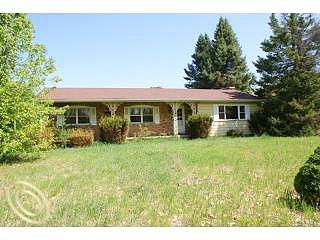 Norway Lake Rd, Columbiaville, MI 48421 