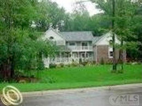 Overhill, Brighton, MI 48114 