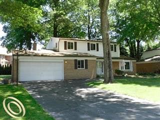 Palmar, Clinton Township, MI 48036 