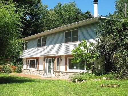 Weller, Gregory, MI 48137 