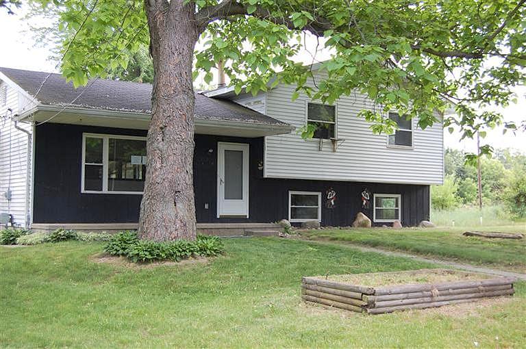 Hadley, Gregory, MI 48137 