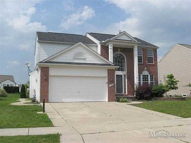Bayside, Macomb, MI 48042 