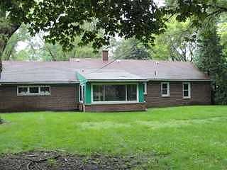 Luxemburg, Fraser, MI 48026 